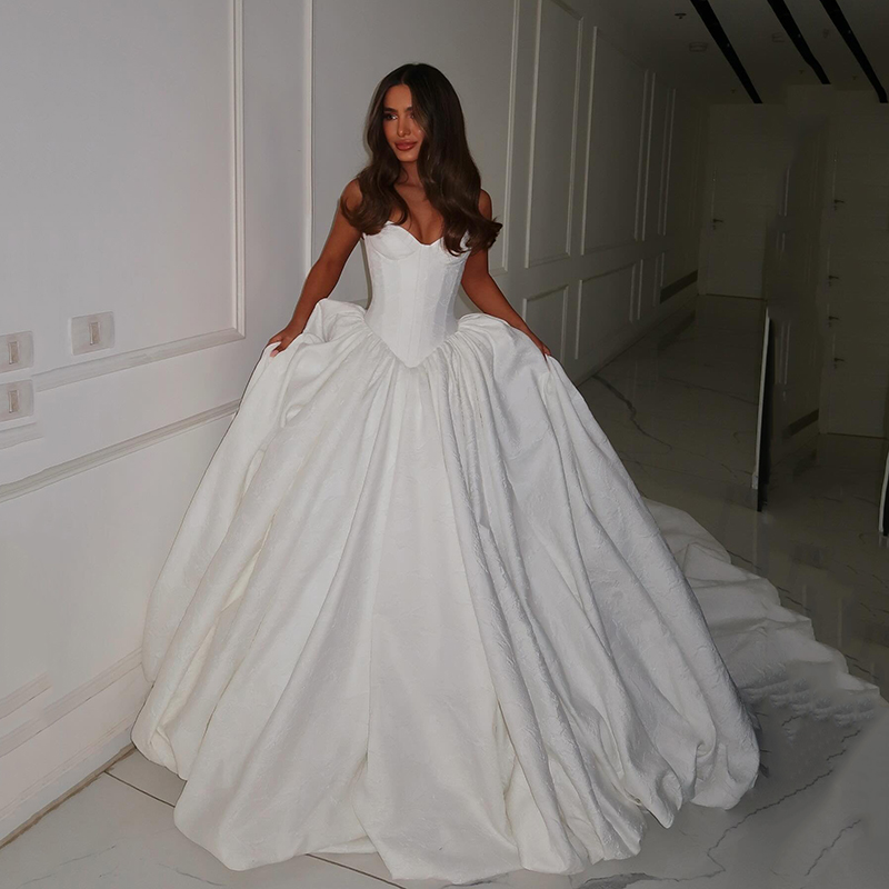 Slip Dress Satin - Gaun Pengantin A-Line Elegan Eightree Gaun