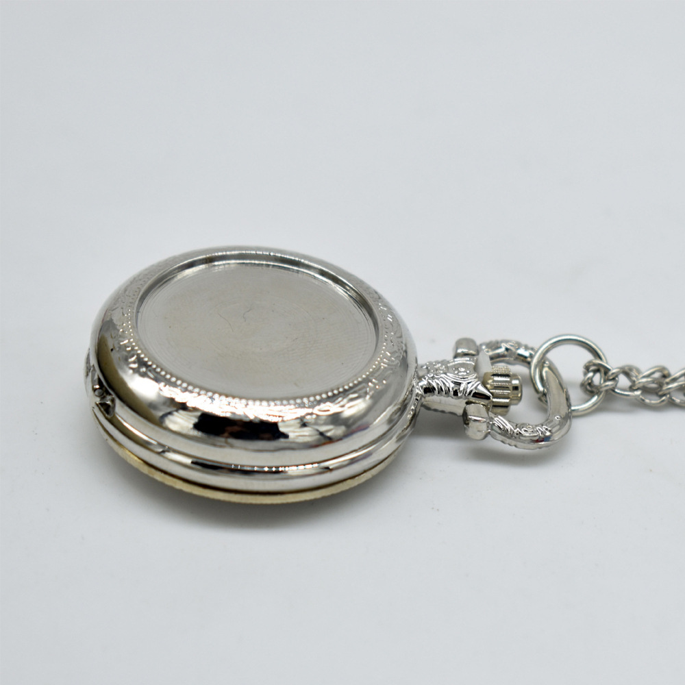 Kalung Liontin Jam Saku Logam  - Women Fashion Hub ulasan dan harga