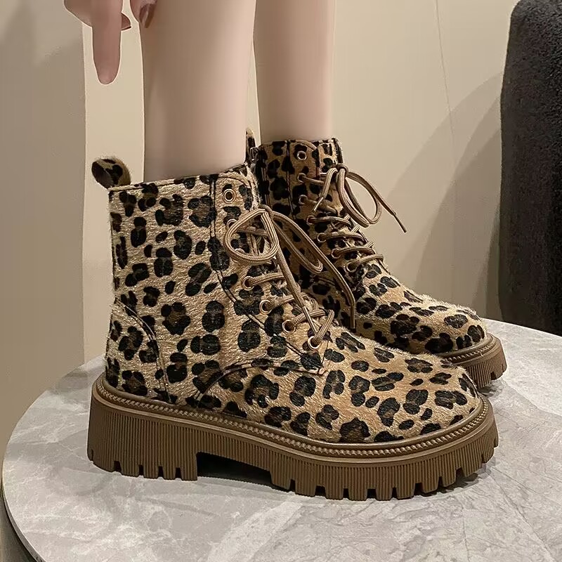 Sepatu Bot Motif Macan Tutul 2 - Women'S Fashion Boots ulasan dan harga
