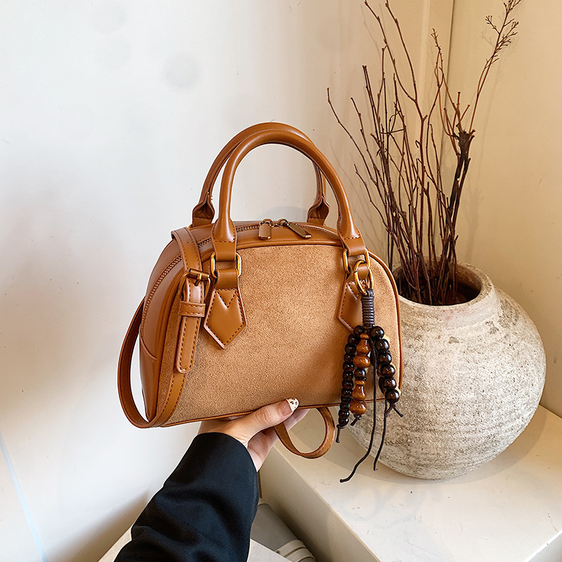Tas Selempang Wanita Premium M - Women'S Fashion Trends Fall 2025 ulasan dan harga