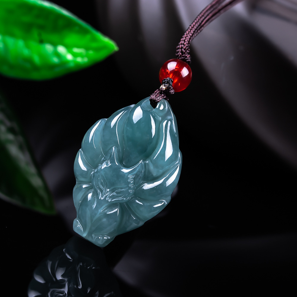 Kalung Liontin Rubah Giok Burm - Women Fashion Hub ulasan dan harga