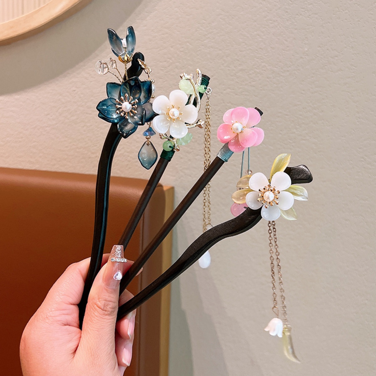 Jepit Rambut Kayu Rumbai Bunga - Women Fashion Hub ulasan dan harga